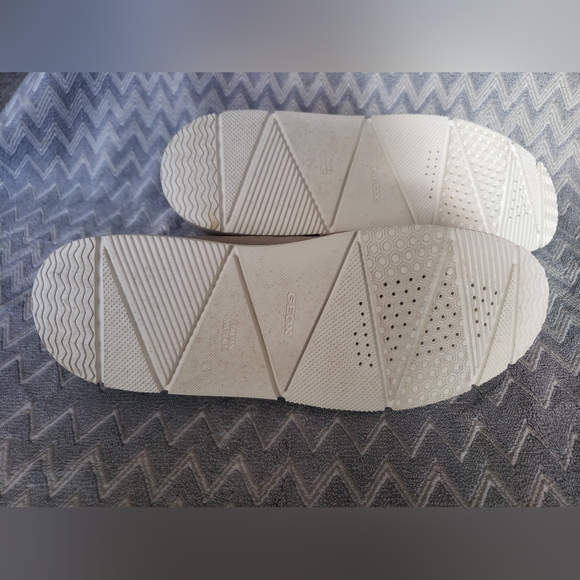 Geox gold loafers - Picture 7 of 9